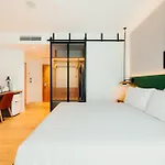 Hilton Garden 4*