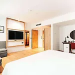 Hilton Garden 4* 라돔