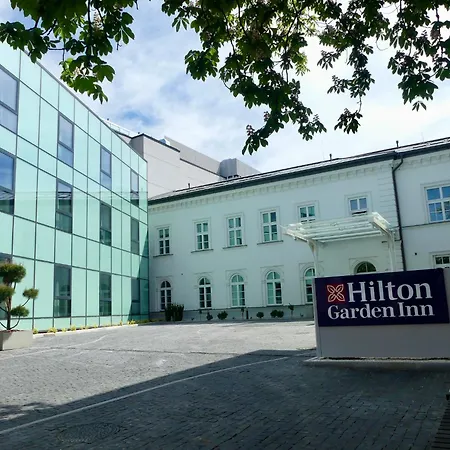 Hilton Garden 4*