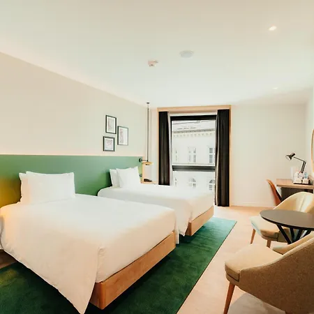 Hilton Garden