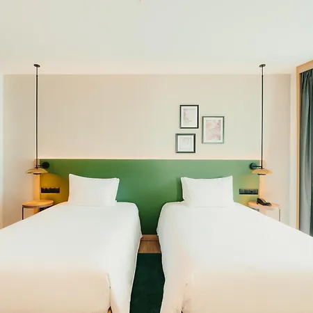 Hilton Garden 4*