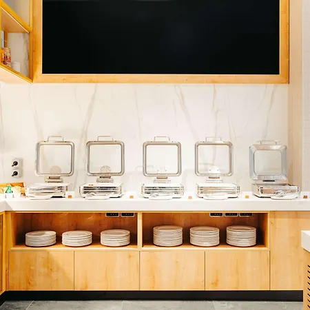 酒店 Hilton Garden