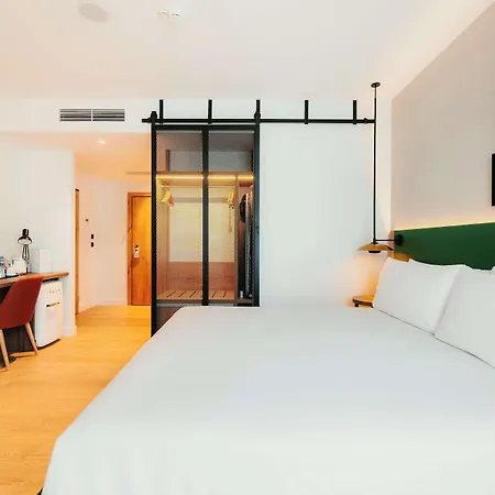 Hotel Hilton Garden 4*
