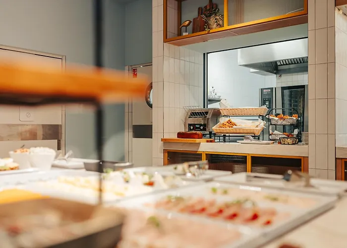 Hilton Garden Hotel 4*