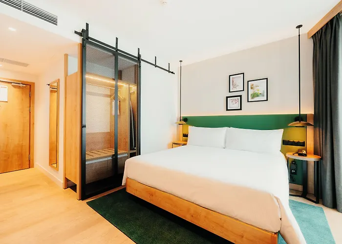 Hotel Hilton Garden 4*